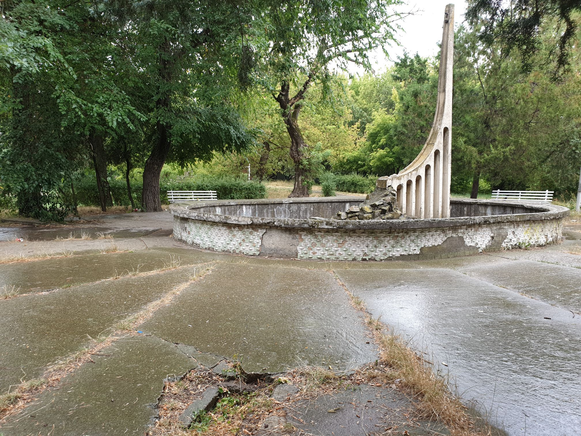 Ce n-a reuşit Stan încearcă să facă Pucheanu. Şapte firme se bat pentru planul de modernizare a Parcului ”Carol” (FOTO)