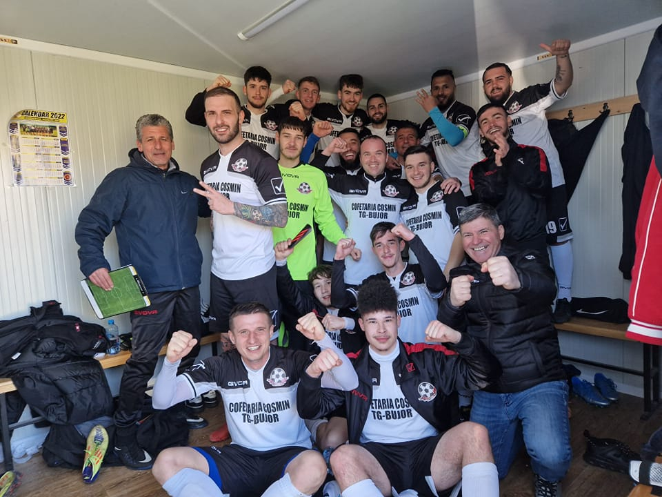 FOTBAL. Debut în retur cu multe goluri