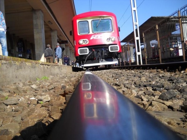 CANICULA încetineşte trenurile care circulă în sudul ţării