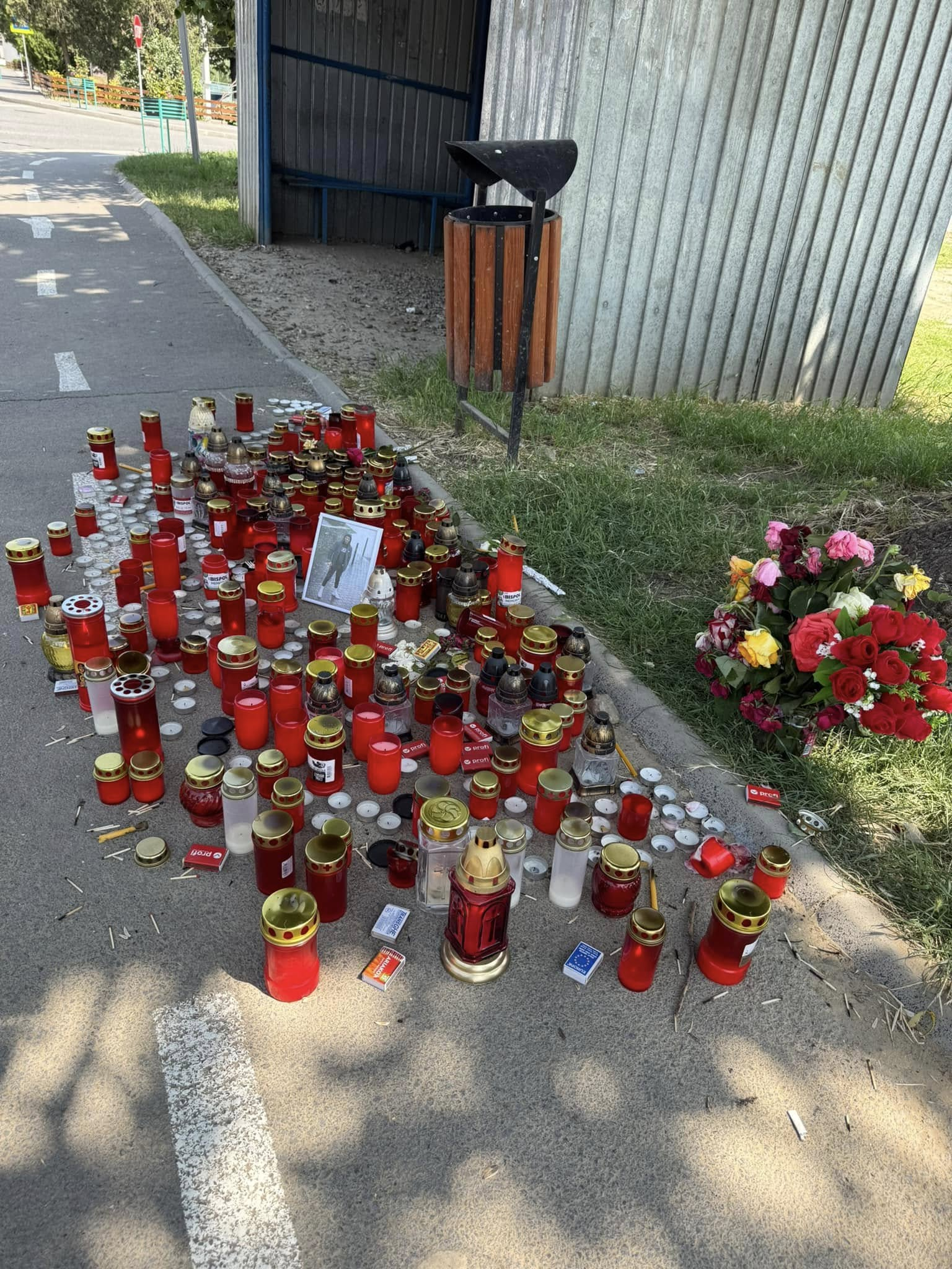 „Marșul tăcerii”, la Berești. Omagiu pentru tânărul ucis şi semnal de alarmă
