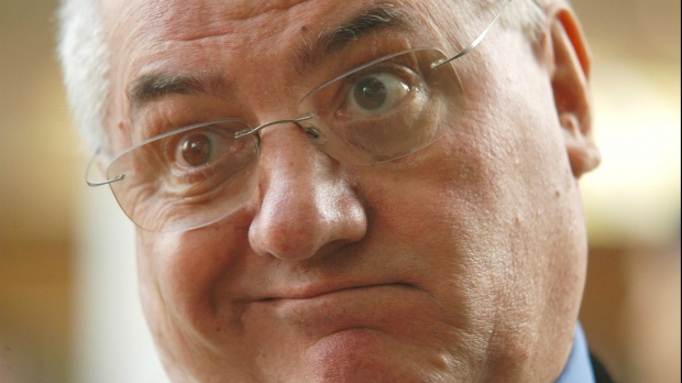 Dumitru Dragomir, acuzat de luare de mită şi complicitate la spălare de bani, este URMĂRIT PENAL