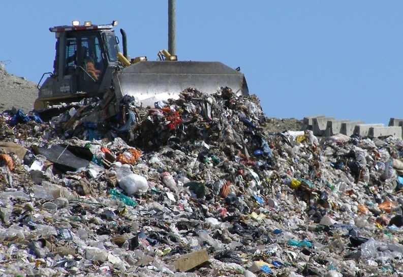 Gunoiul Galaţiului, încă un an în Vaslui