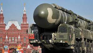 Rusia anunță desfășurarea de noi rachete intercontinentale Sarmat