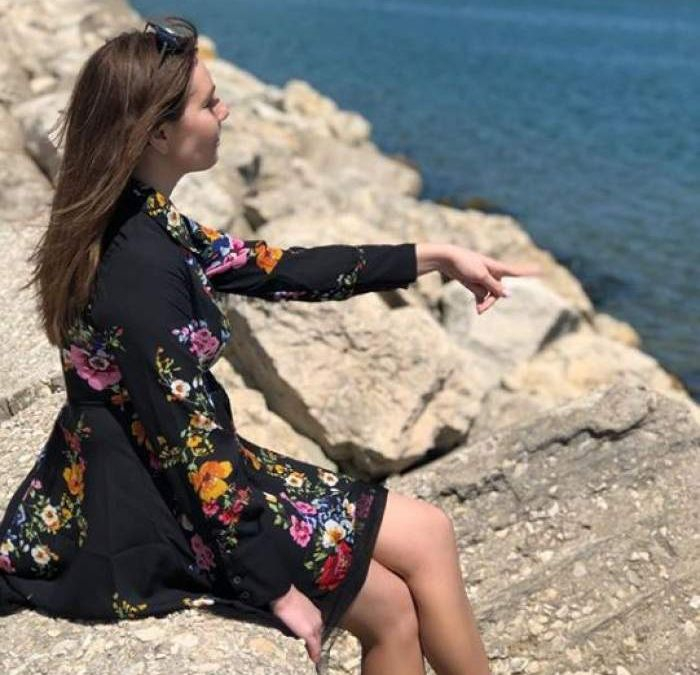 Cui îi pasă de fetiţa ”Vulpiţei”