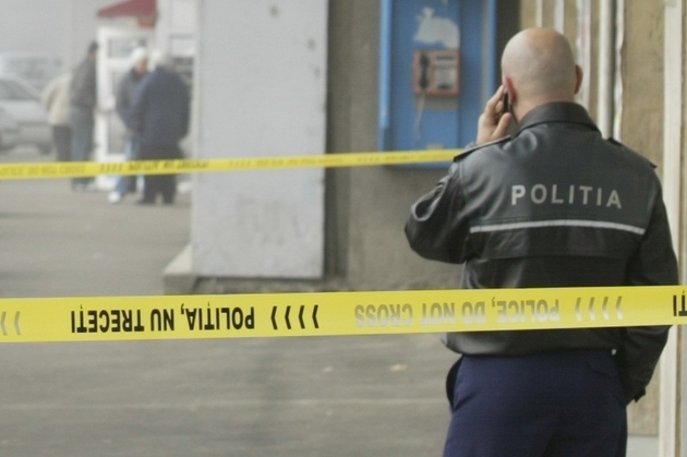 CONFLICT la Fîrţăneşti/ I-a dat unui consătean cu TOPORUL în CAP  