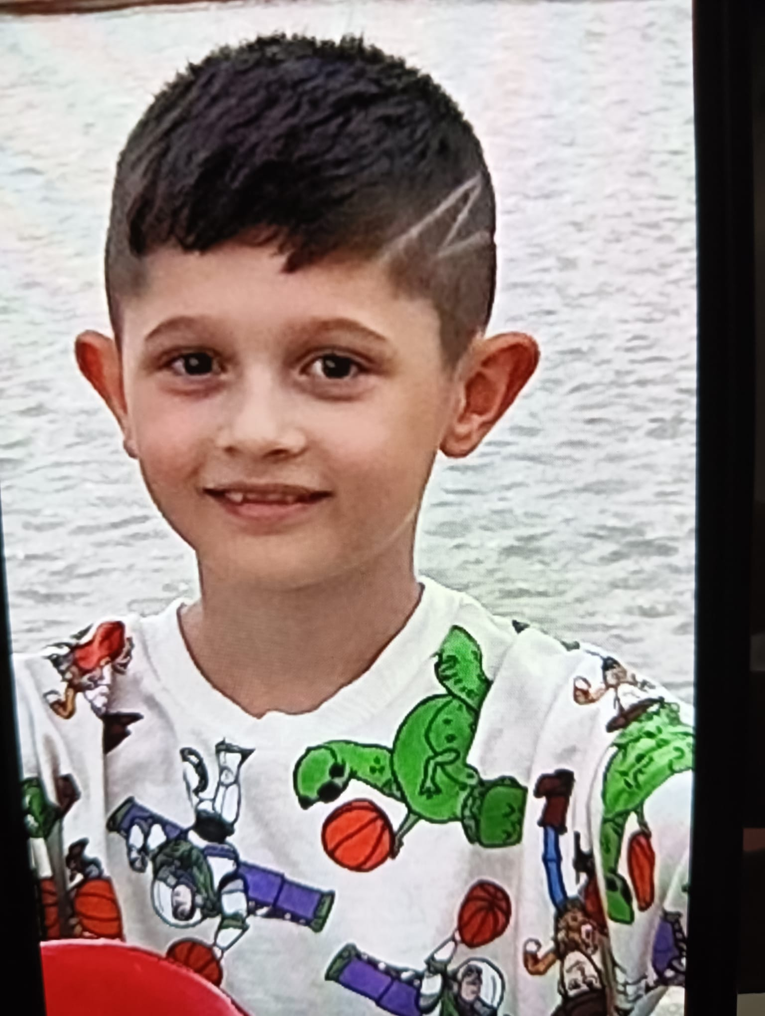 UPDATE: Băiețelul plecat de acasă a fost găsit lângă o școală de la periferia Galațiului