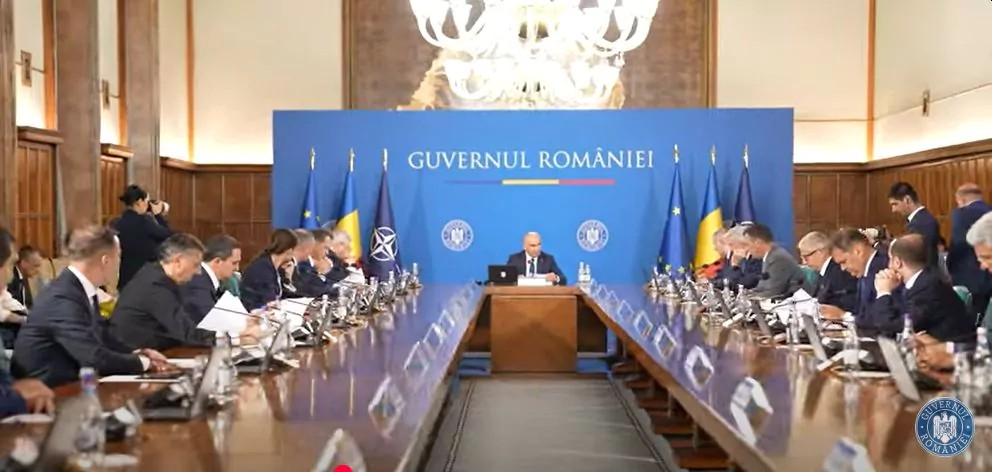 Bolojan rămâne interimar, dacă moțiunea trece