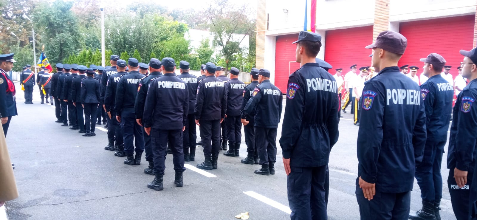 Omagiu eroilor salvatori gălăţeni de ieri şi de azi (FOTO ŞI VIDEO)