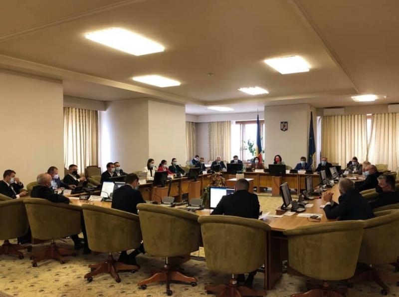 Avize pozitive pentru miniștrii Cabinetului Ciucă