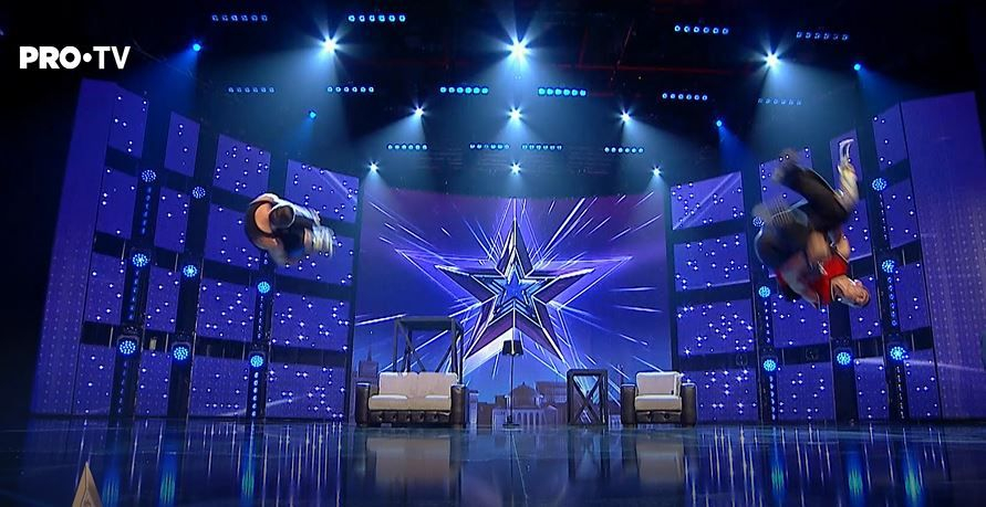 Doi elevi din Galaţi au adus parkour-ul pe scena Românii au talent (VIDEO)