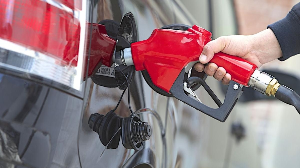 Antreprenorii români, pesimişti cu privire la viitorul afacerilor, după scumpirea carburanţilor