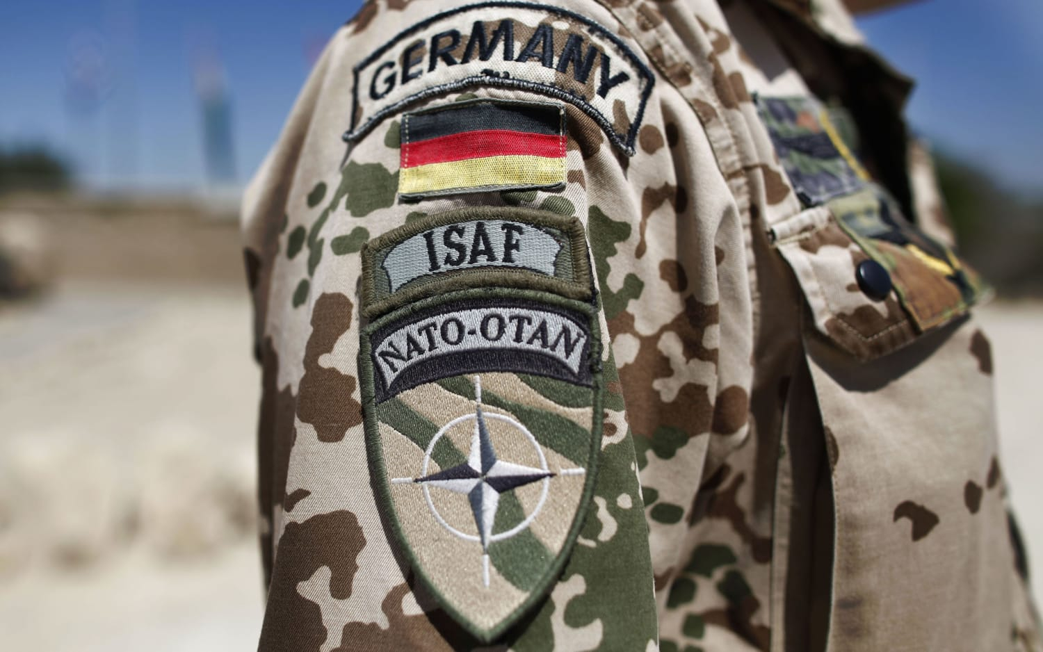 NATO cere Germaniei să-și majoreze cheltuielile militare