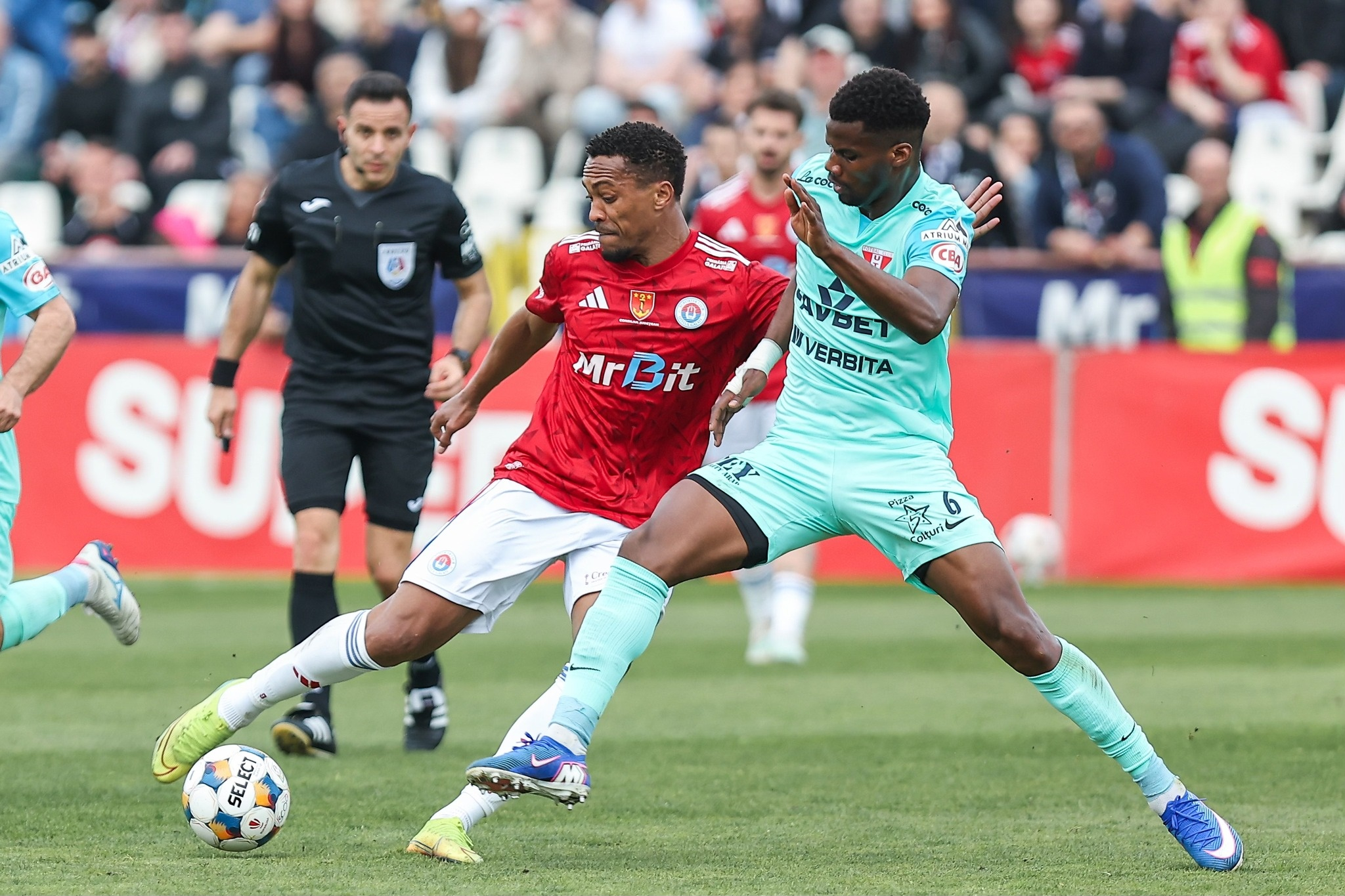 În ciuda problemelor financiare, Oțelul are mari şanse să evite retrogradarea