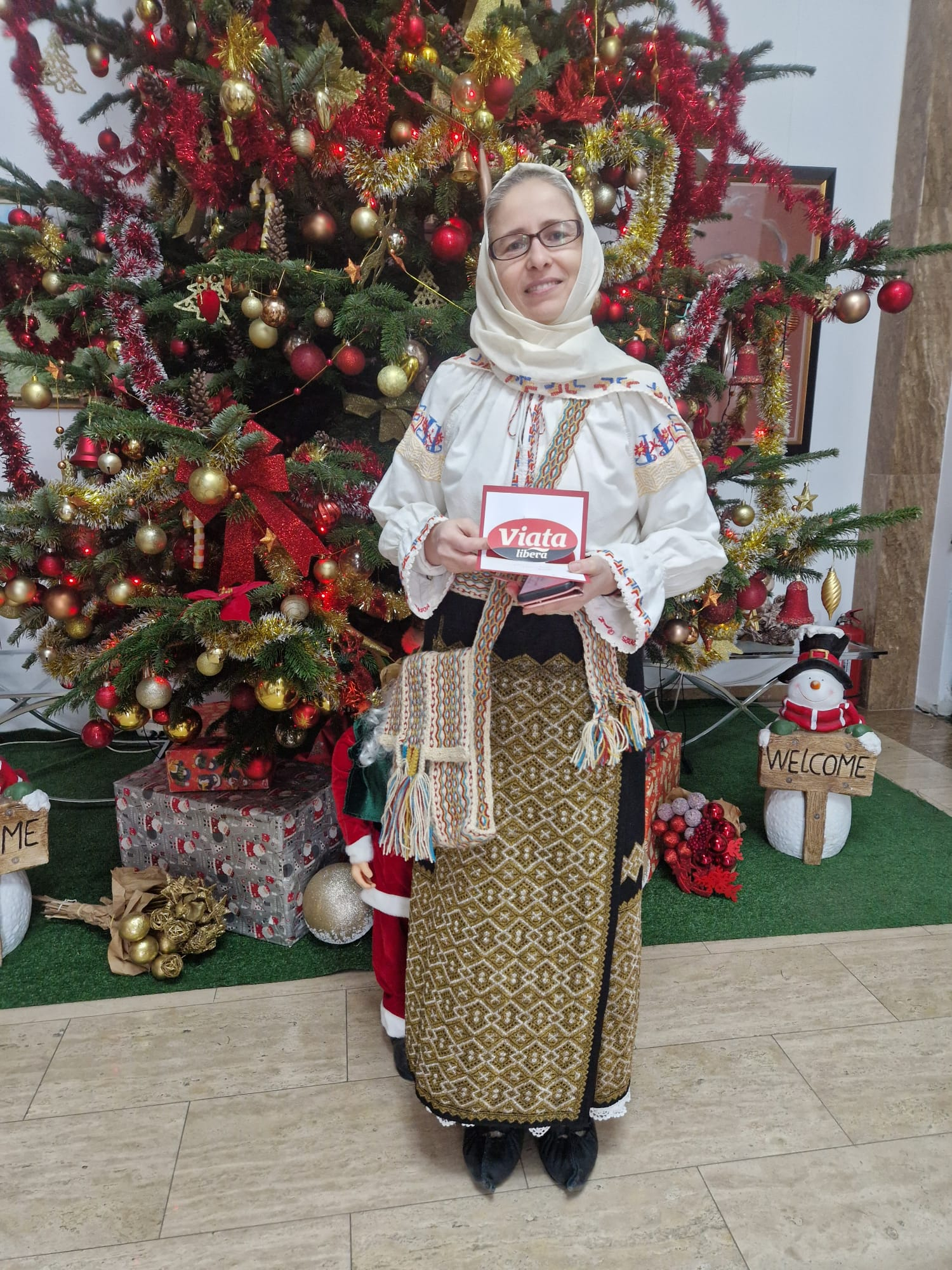 Colinda pură a Leonicăi Roman, o păstrătoare a tradiţiei (VIDEO)