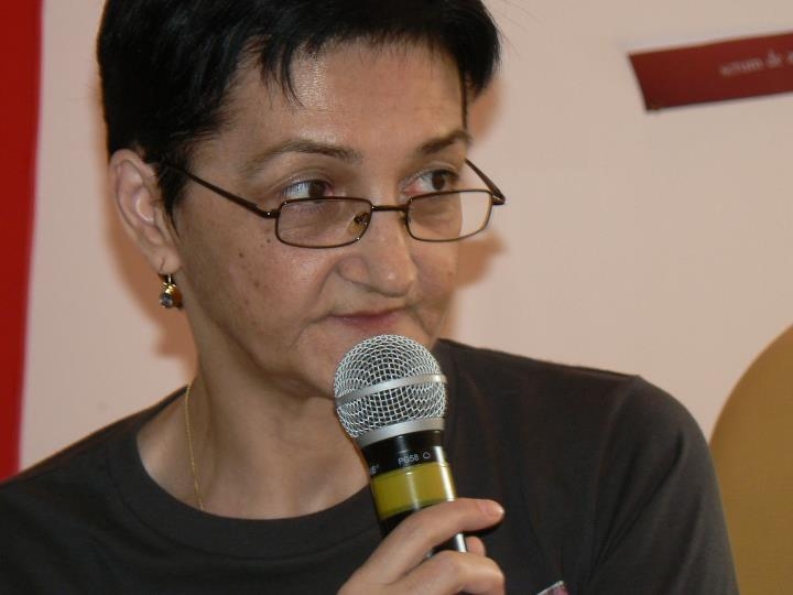 Cronică de cenaclu: Stela Iorga, singurătatea firului de borangic