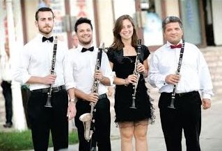 Duel al clarinetelor, la Teatrul "Leonard", duminică