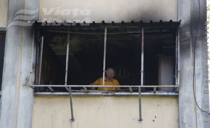 Blocul cu butelii – la un pas de a deveni rachetă