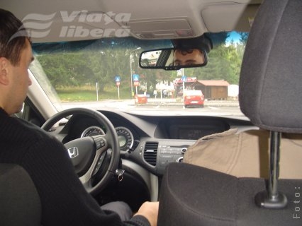 Soluţii pe timp de criză - La volan, cu economie