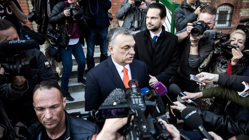 Declin accentuat al regimurilor democratice în întreaga lume