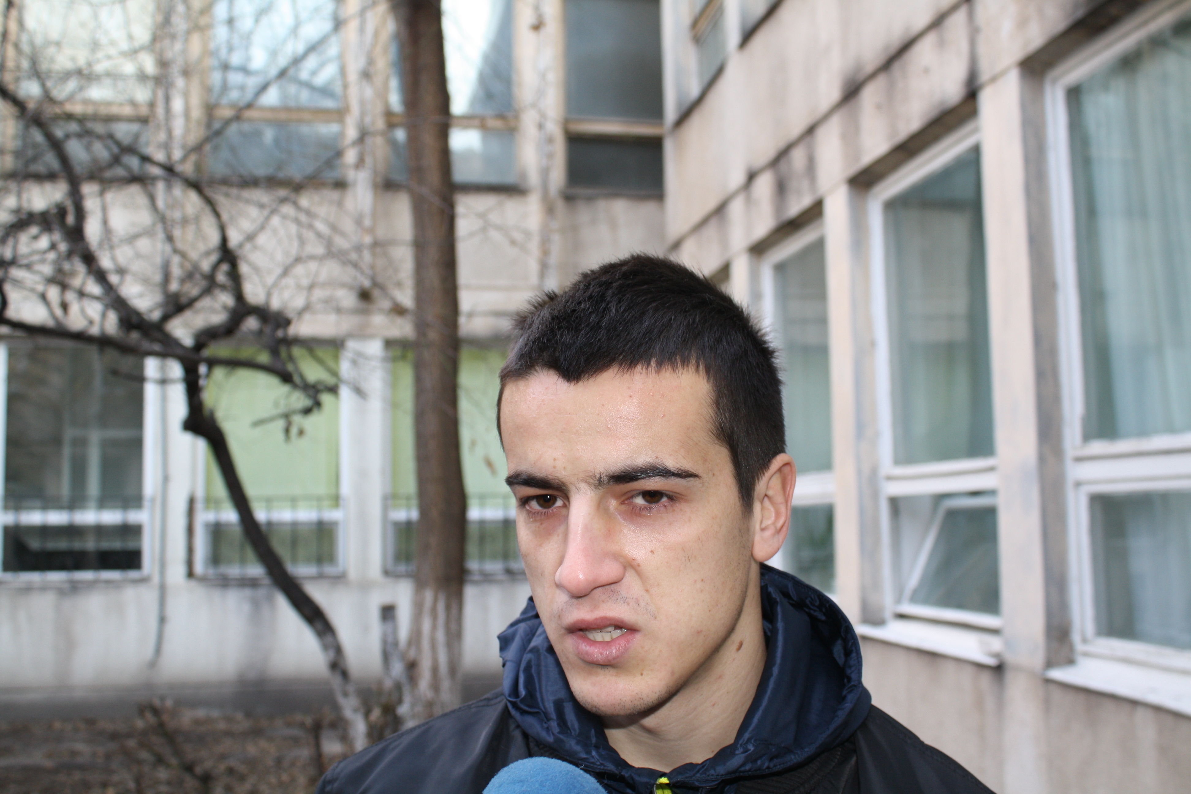 Oţelul / A picat şi varianta Trujici