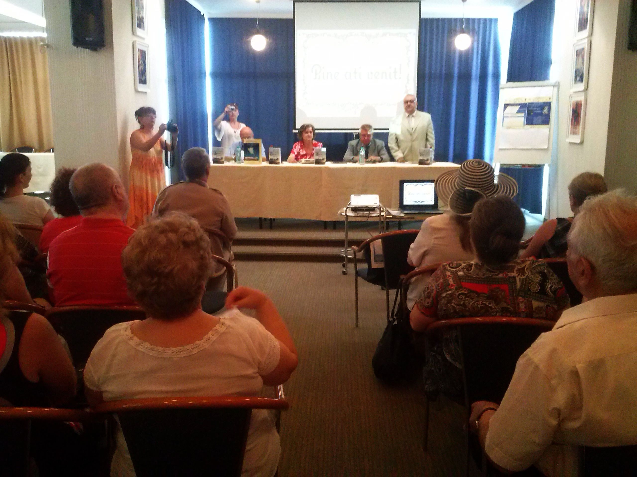 Tabăra de creaţie şi-a DESCHIS porţile