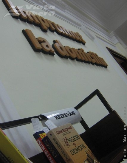 Împrumutăm cărţi ca în anii ’90