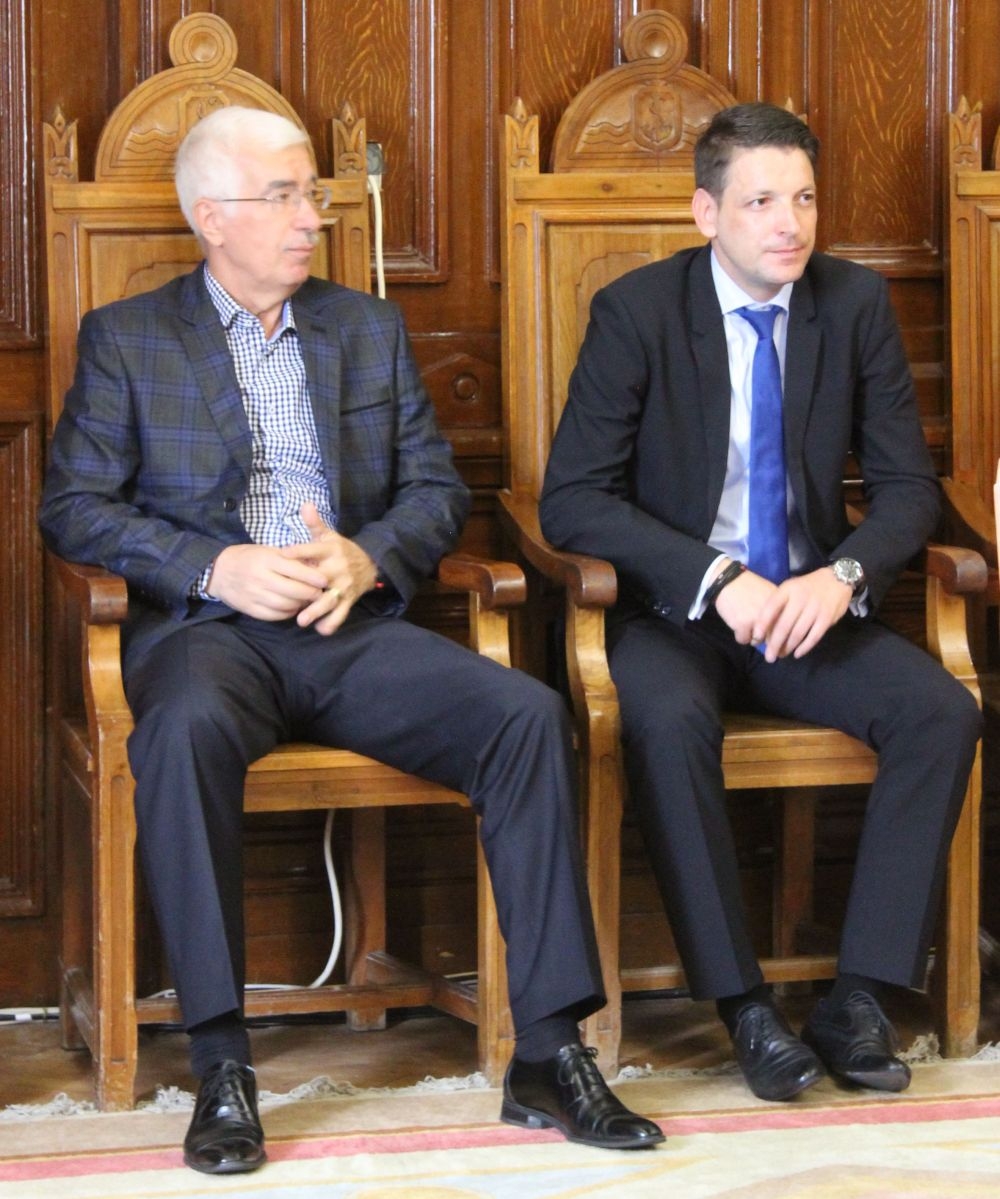 EXPERIENȚĂ ADMINISTRATIVĂ/ Marius Humelnicu ia LECȚII de city management de la Florin Popa?