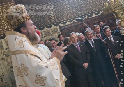 Politicieni la Catedrală