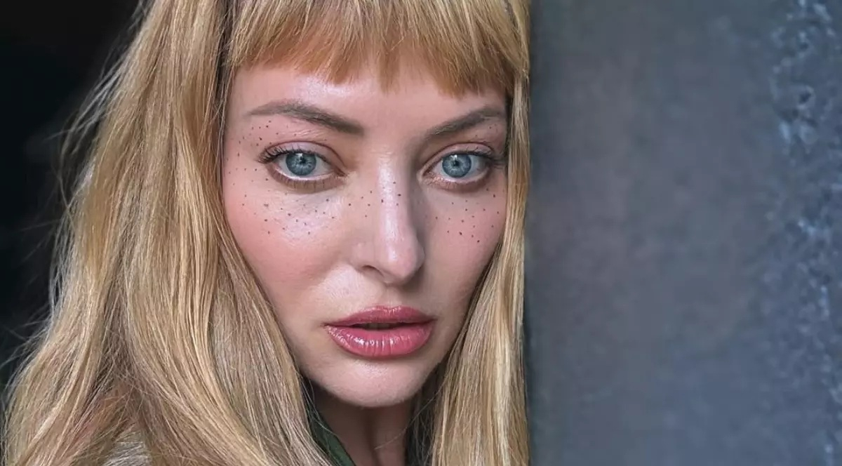 Da, mamă, sunt Delia!