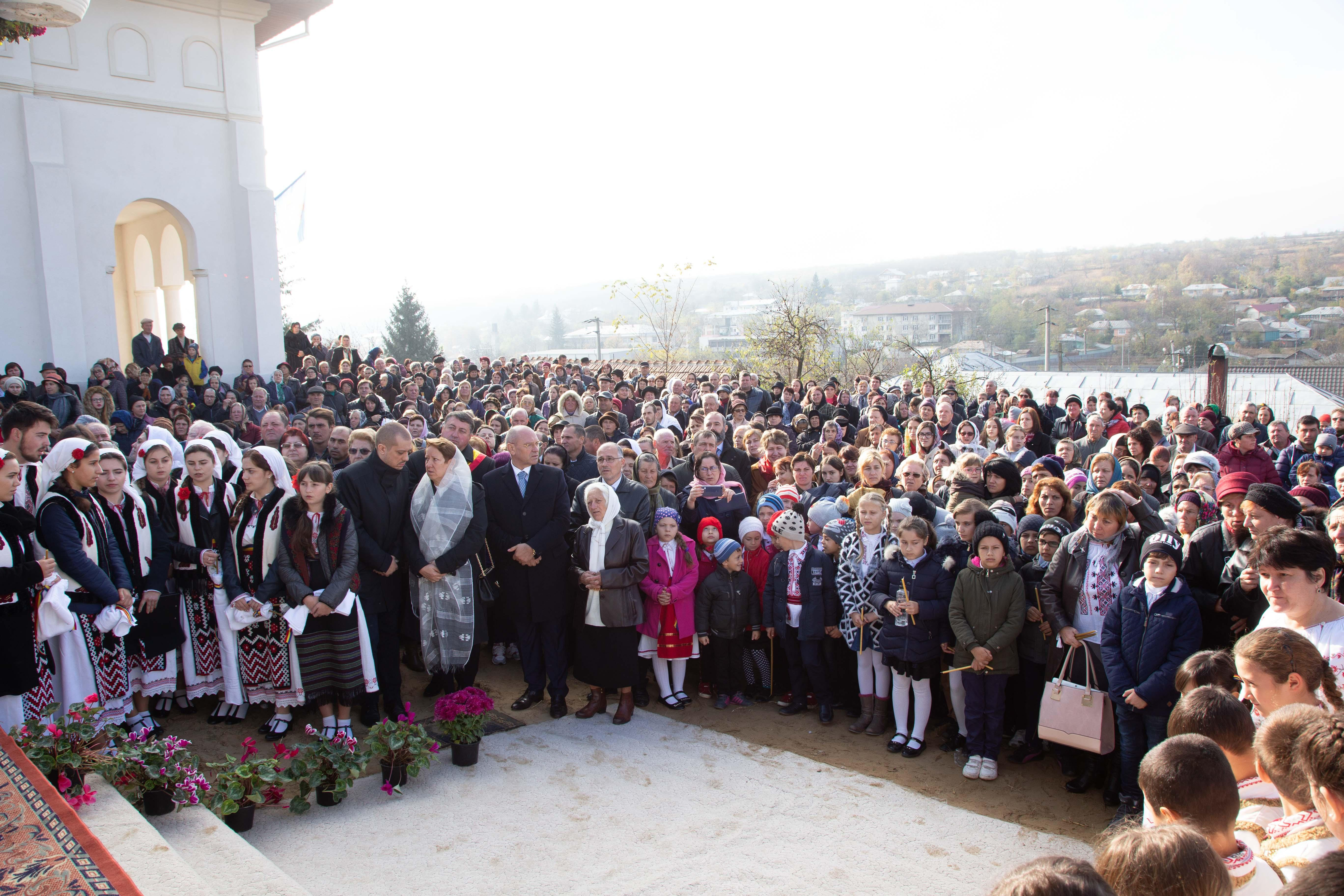 Sfinţirea Bisericii ”Sfinţii Arhangheli Mihail şi Gavriil”