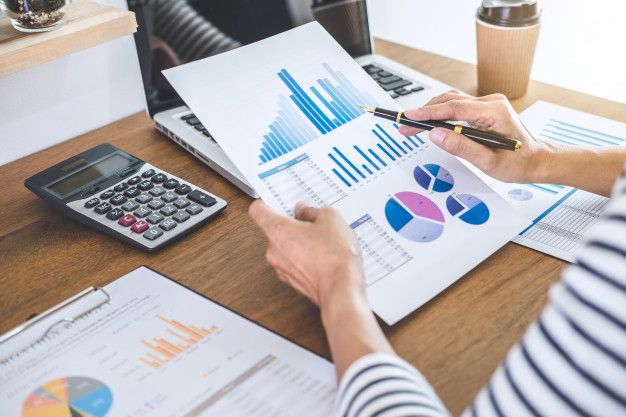 Peste 117 milioane de lei, restanţe la credite