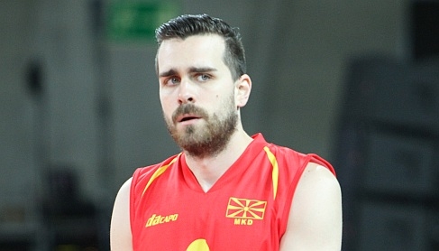 VOLEI: Arcada a transferat un ridicător