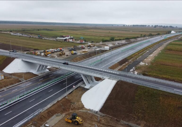 Peste 100 km de drumuri moderne, gata în 2023