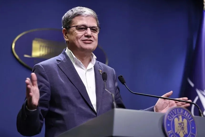 Moțiune simplă împotriva ministrului Finanțelor