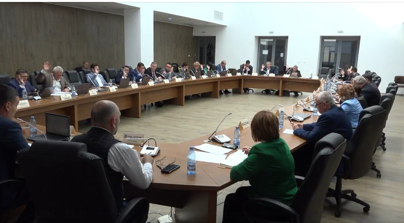 Maraton "de îndată" la Consiliul Local, pentru bani prin PNRR