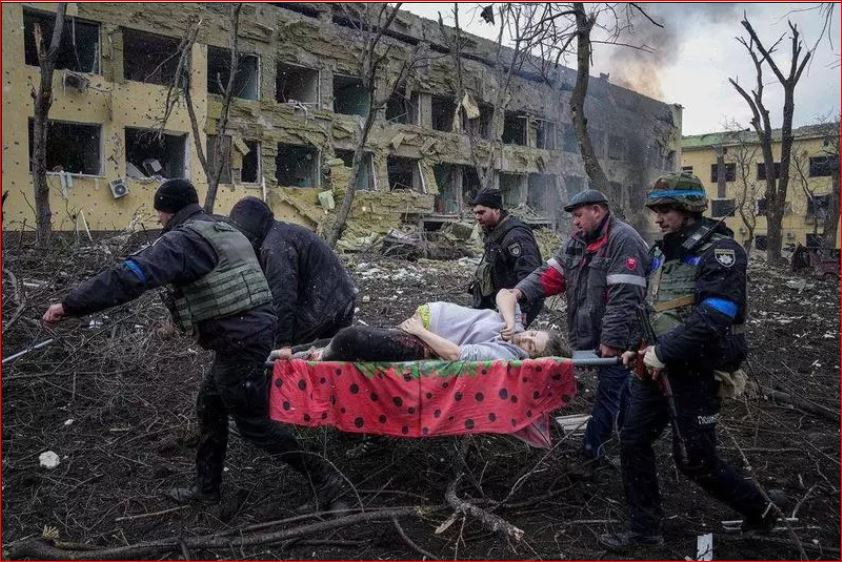 Femeia însărcinată rănită în bombardamentul maternităţii Mariupol a murit. Nici copilul nu a putut fi salvat