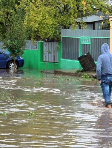 Cod galben de INUNDAȚII pentru Galaţi şi alte 11 judeţe