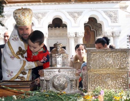 Pe Calea Domnească, în pelerinaj cu Sfinţii