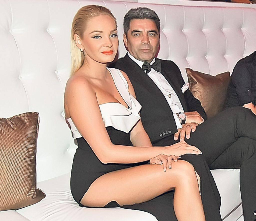 Cine l-a "luat" pe Tăriceanu la numărul de neveste