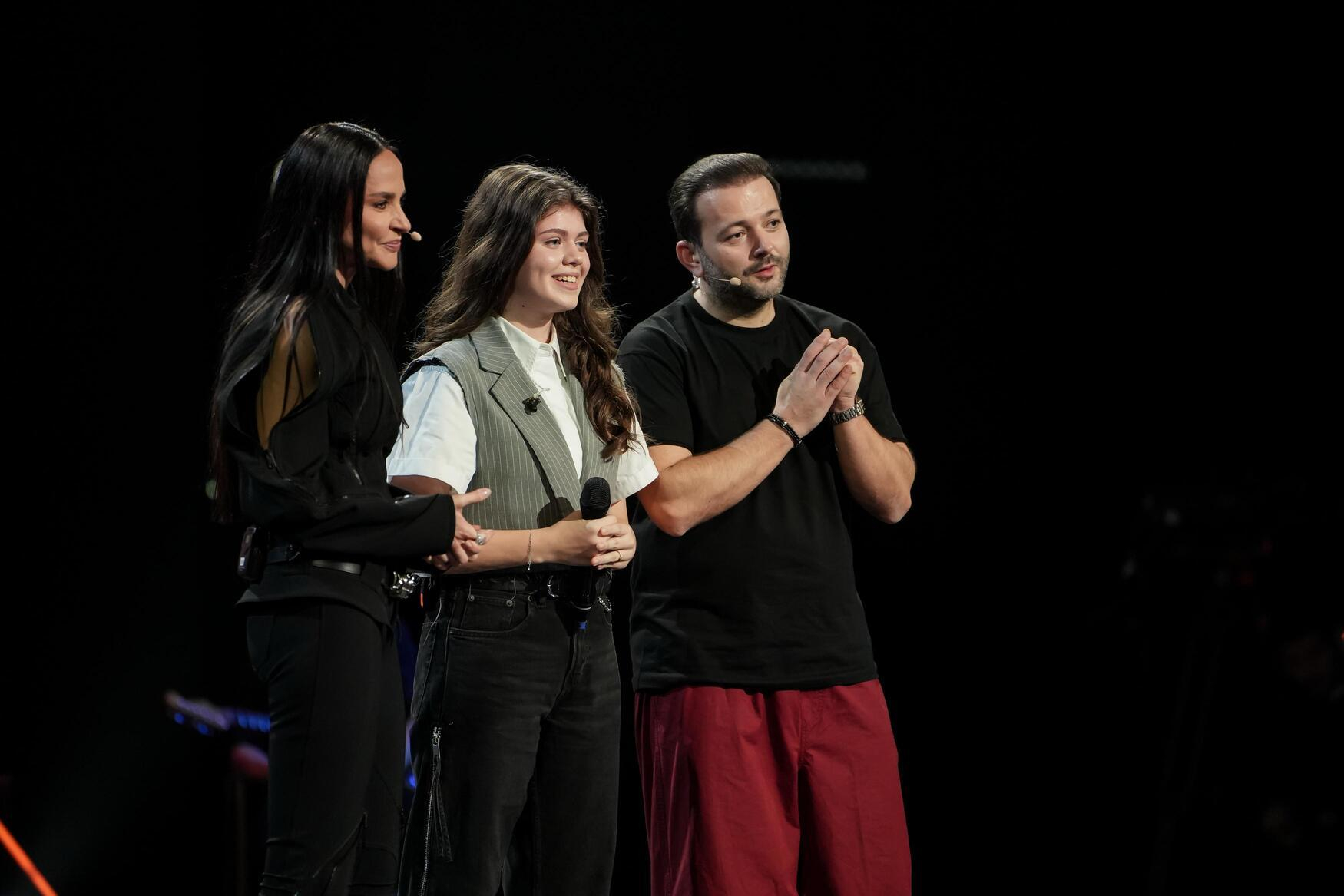 Gălăţeanca Maia Fluture, bomba cu ceas de la „X Factor” (VIDEO)