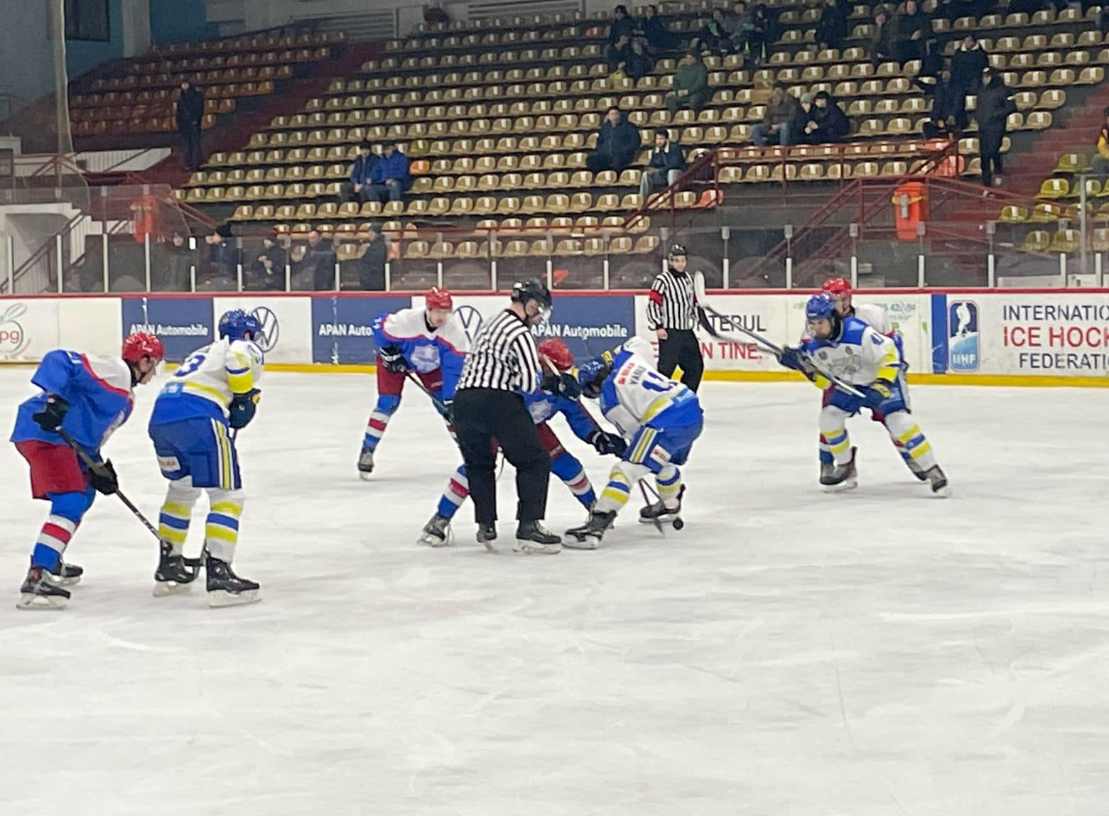 Hocheiştii de la Corona Braşov, în dificultate la Galaţi