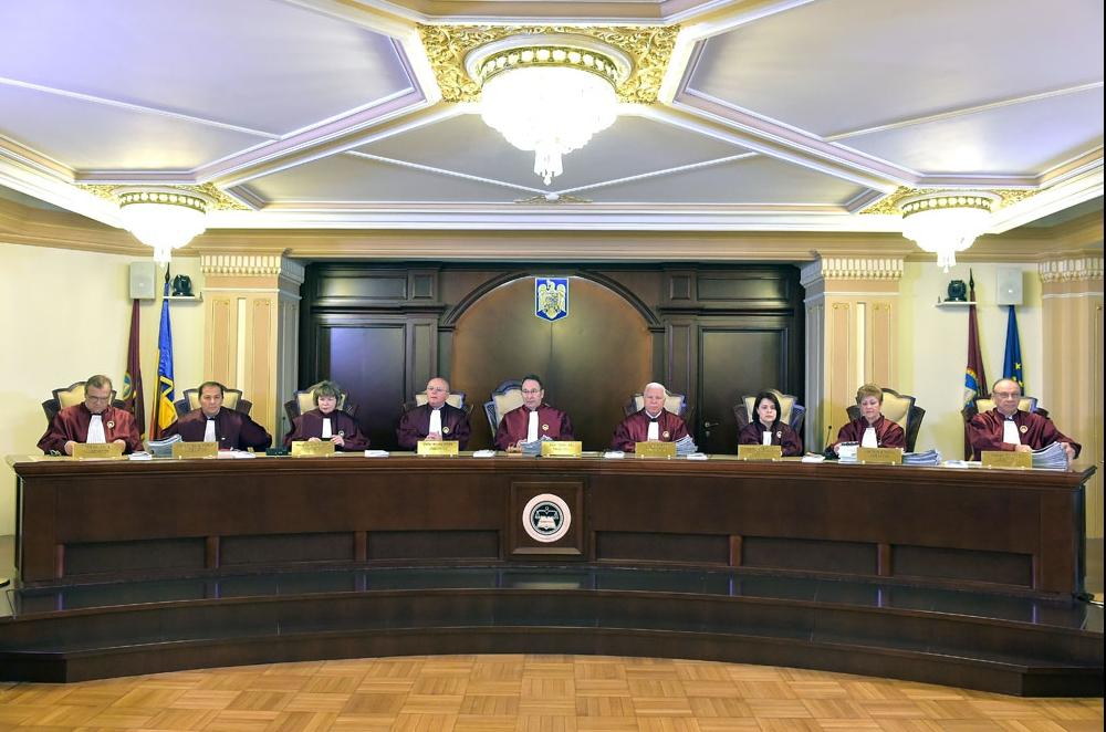 Legea administrației publice locale, constituţională