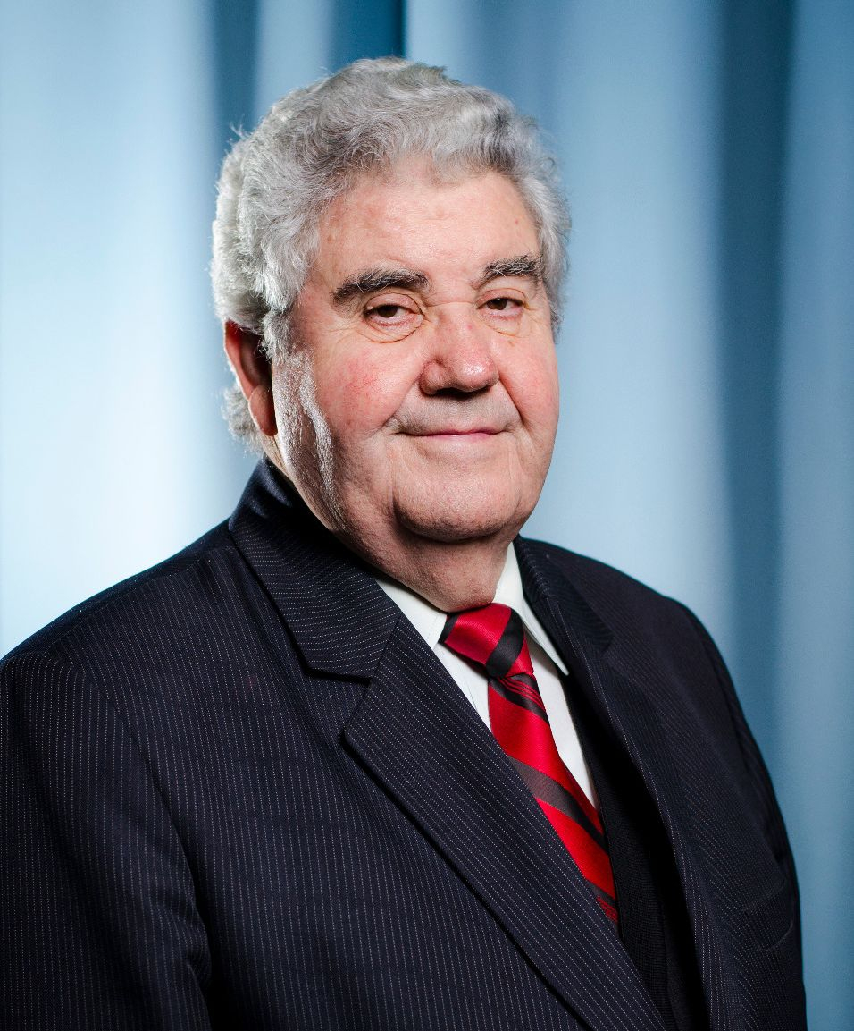 Comunitatea academică, în doliu. A trecut la cele veşnice prof. Benone Puşcă, fondatorul Universităţii „Danubius”