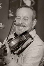 Seară cu muzică bună