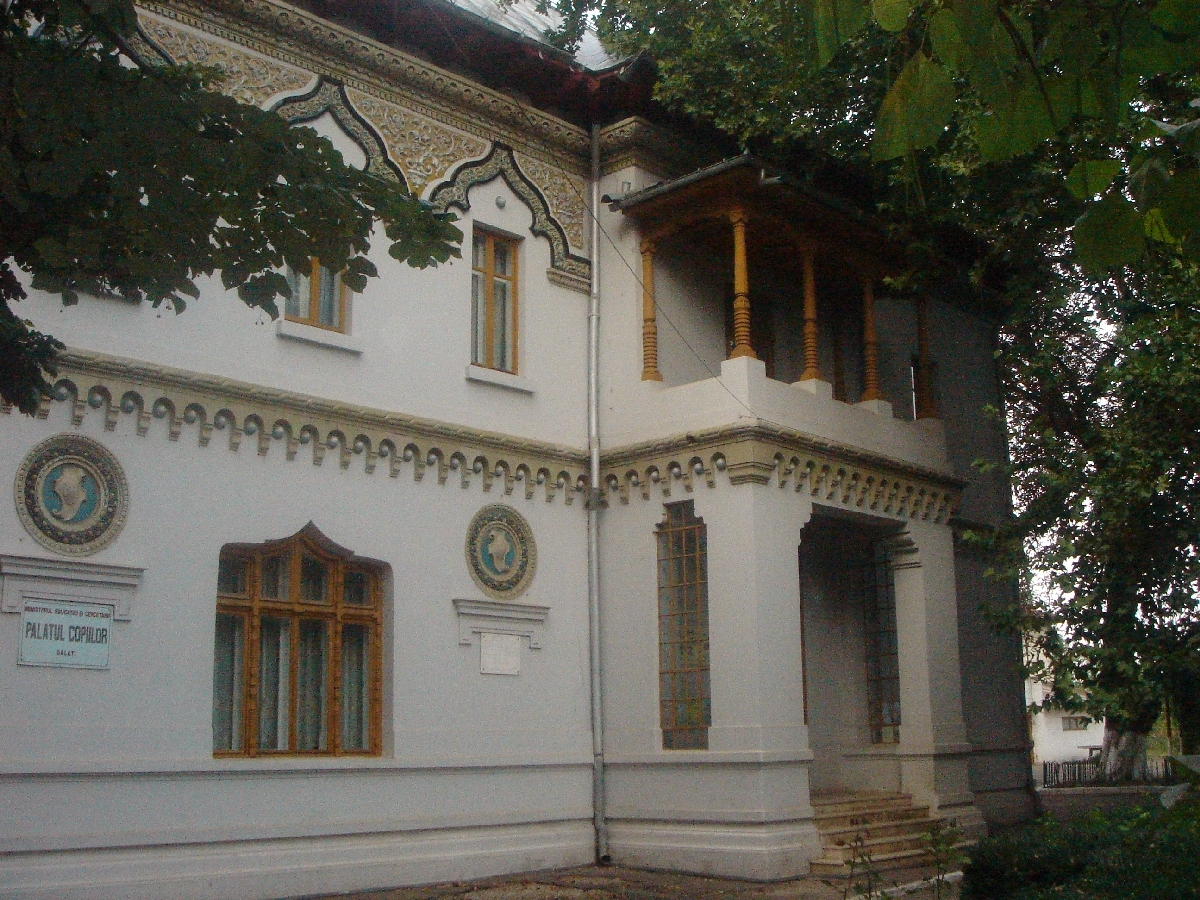 ÎNCEPUT DE AN ŞCOLAR cu unităţi de învăţământ gălăţene FĂRĂ APĂ sau DEGRADATE