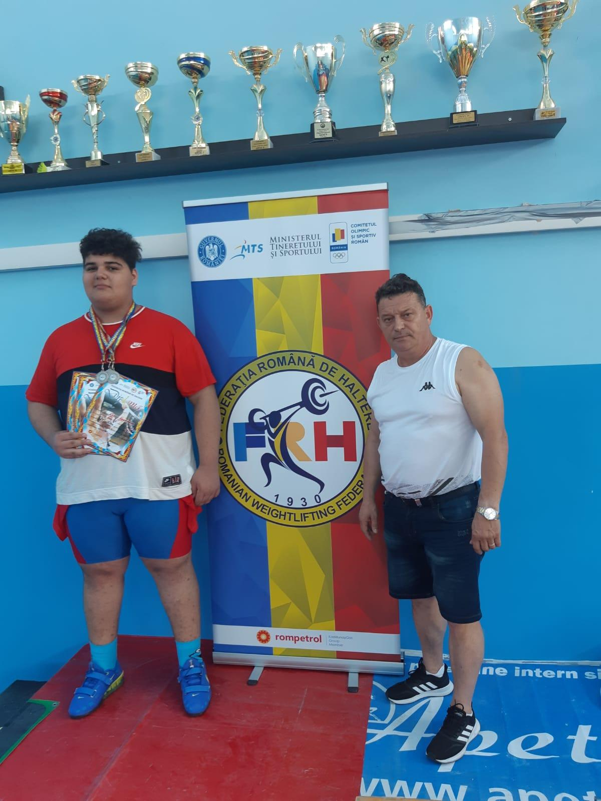 ”Micuţul” Kaan, vicecampion cu recorduri personale