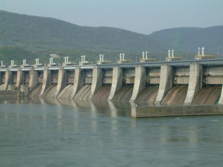 Hidroelectrica, cel mai mare producător de energie, a cerut intrarea în insolvenţă