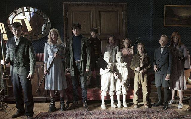 Levitaţia, manipularea focului, forţa supra-omenească. Ce SUPER-PUTERI au copiii domnişoarei Peregrine