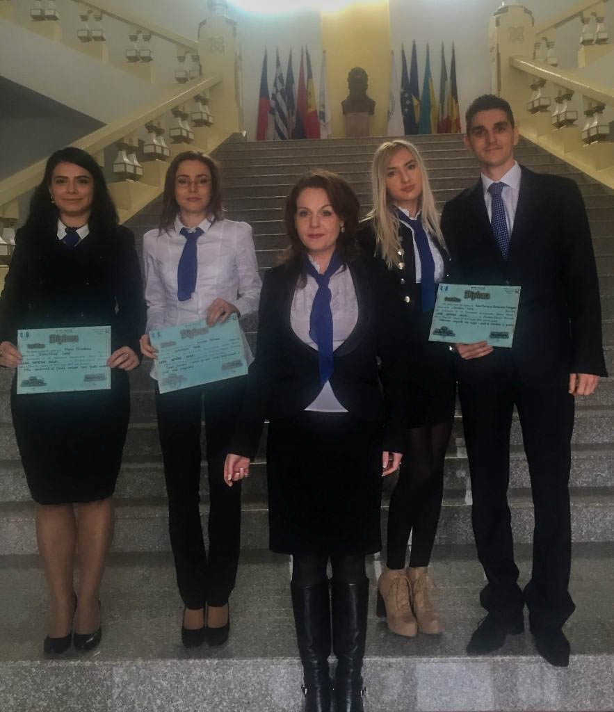 O studentă a CÂȘTIGAT premiul I la o sesiune de lucrări ştiinţifice