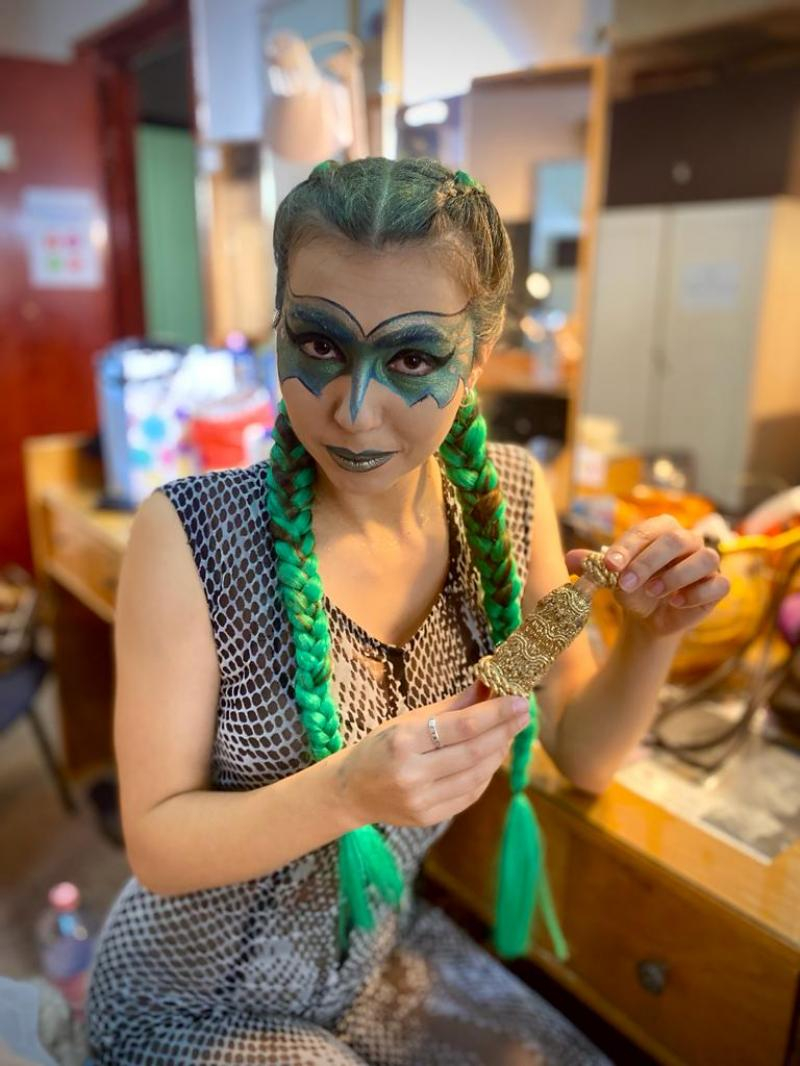 Spectacol special pentru tineri, cu Adrian Nour